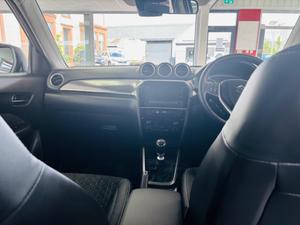 Suzuki Vitara Photo 25