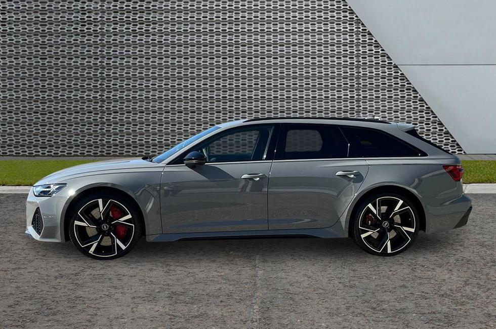 Audi RS6 Photo at-7563b6cae732402e9637ce6b1b00e705.jpg