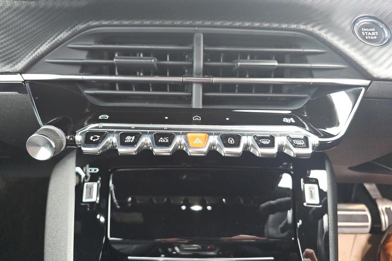 Used Peugeot 2008 KS74AYC 33