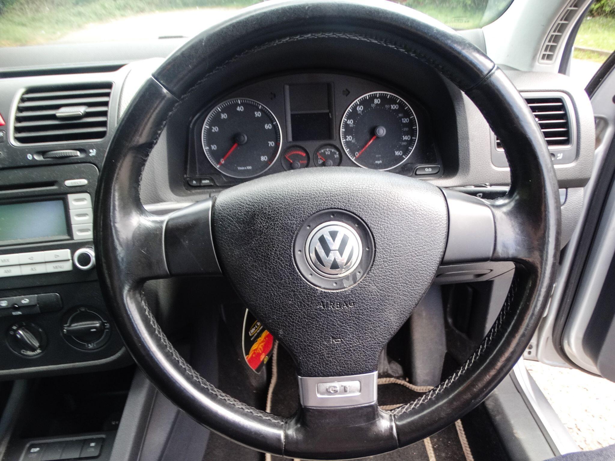 Volkswagen Golf 1.4 TSI GT 5dr — photo 7