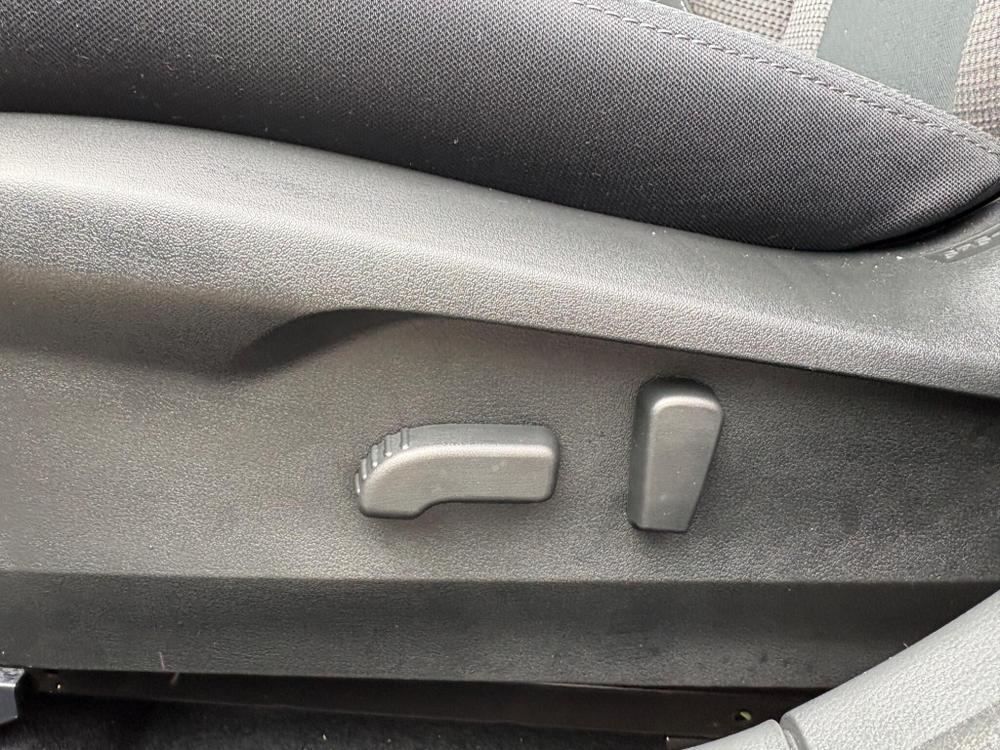 Used Subaru Outback WU26AFO 43