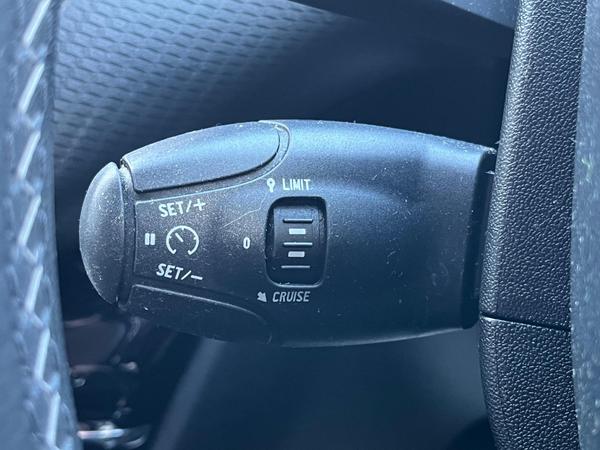 Used Peugeot 2008 BF68CTO 30