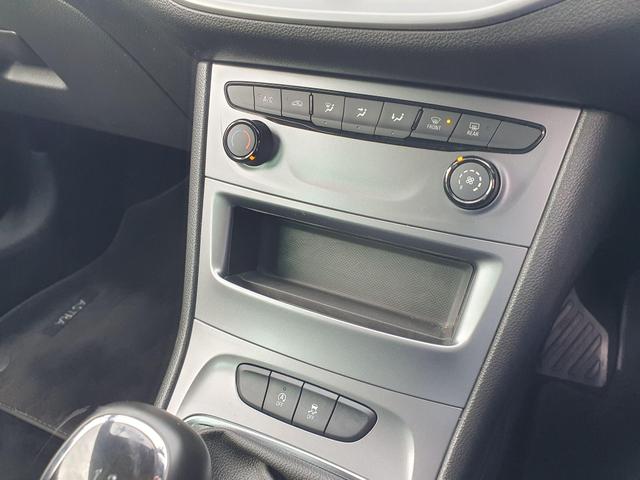 Used Vauxhall Astra DU68TDX 15