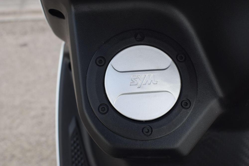 SYM Mask 50 Photo at-761d1849cab84df0a1dd9753217bdac7.jpg