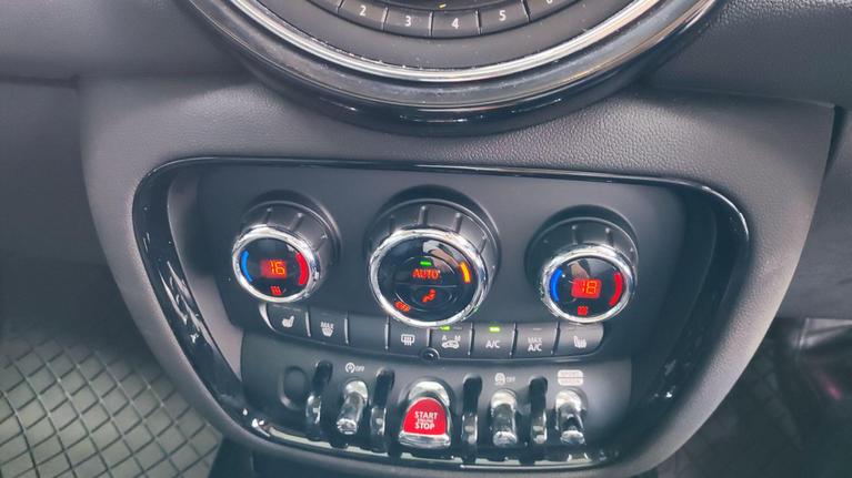 Used MINI Clubman WP68WPM 13