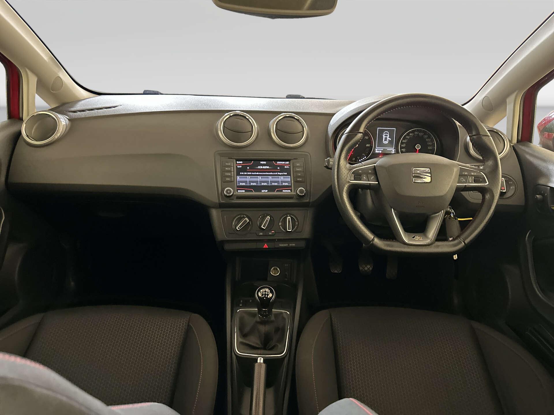 2016 SEAT Ibiza thumbnail 4