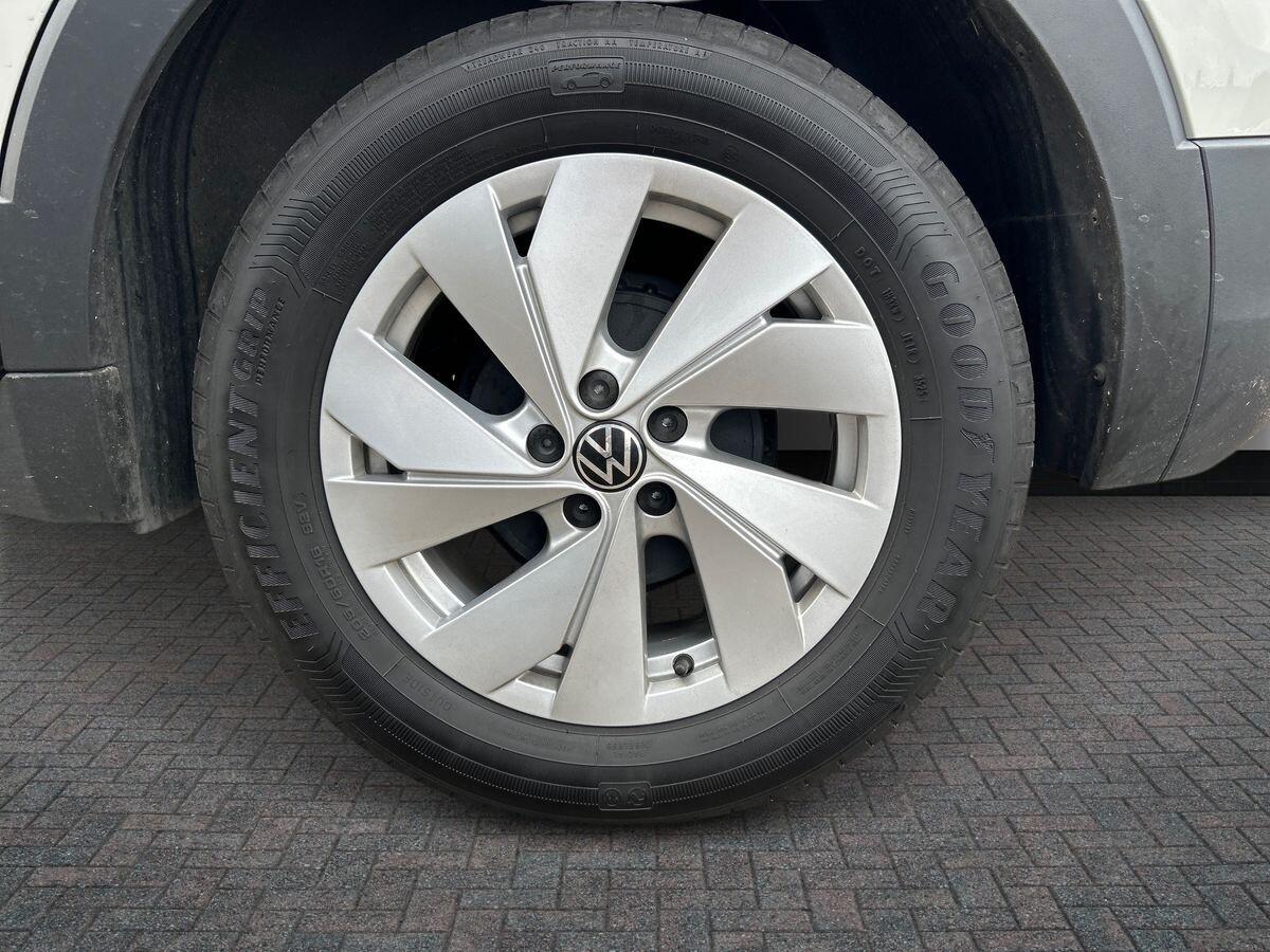 Volkswagen T-cross Photo at-76abfe7d13ab43c4b3ad4f918b4c5ab0.jpg
