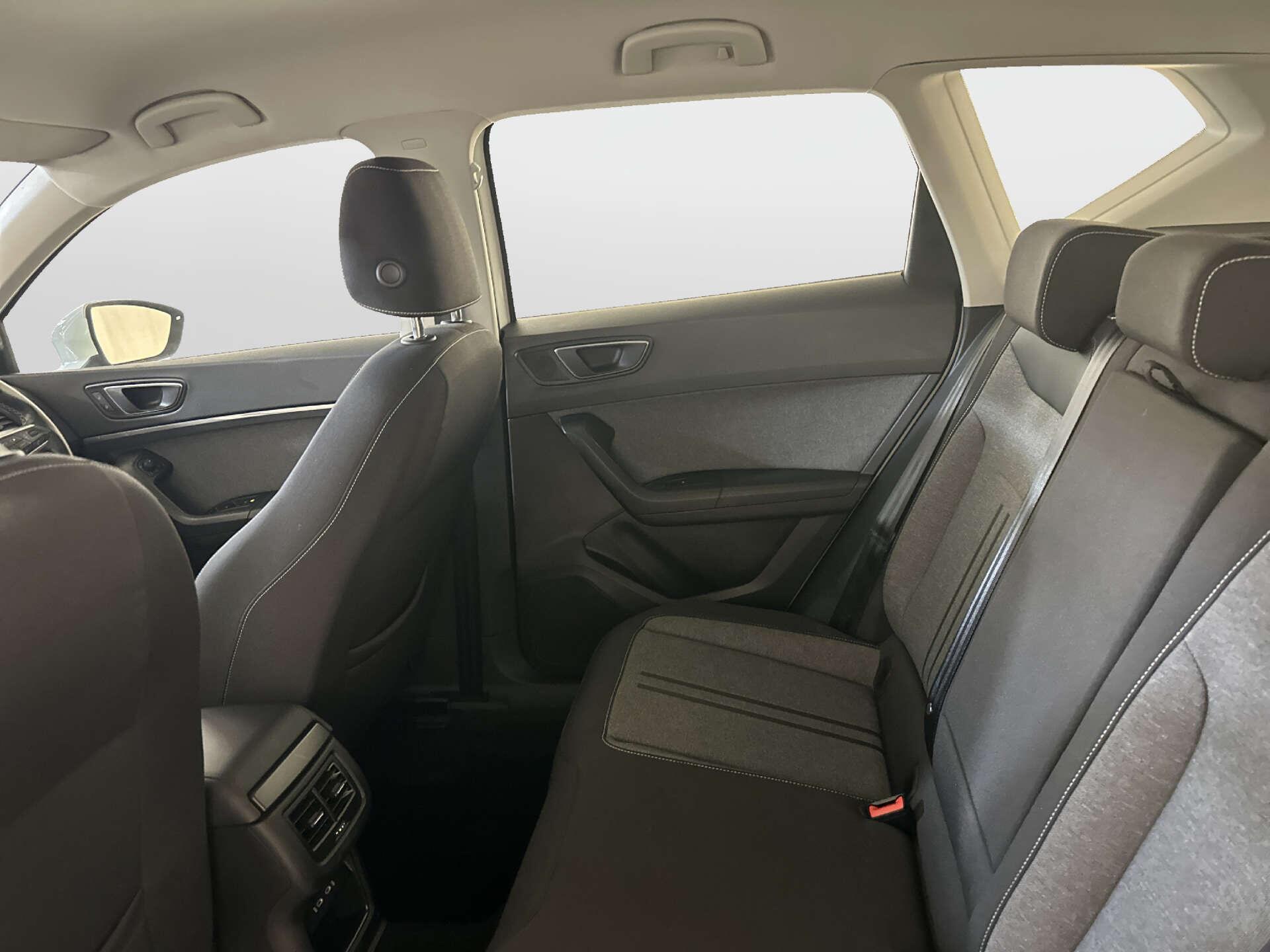 2023 SEAT Ateca thumbnail 15