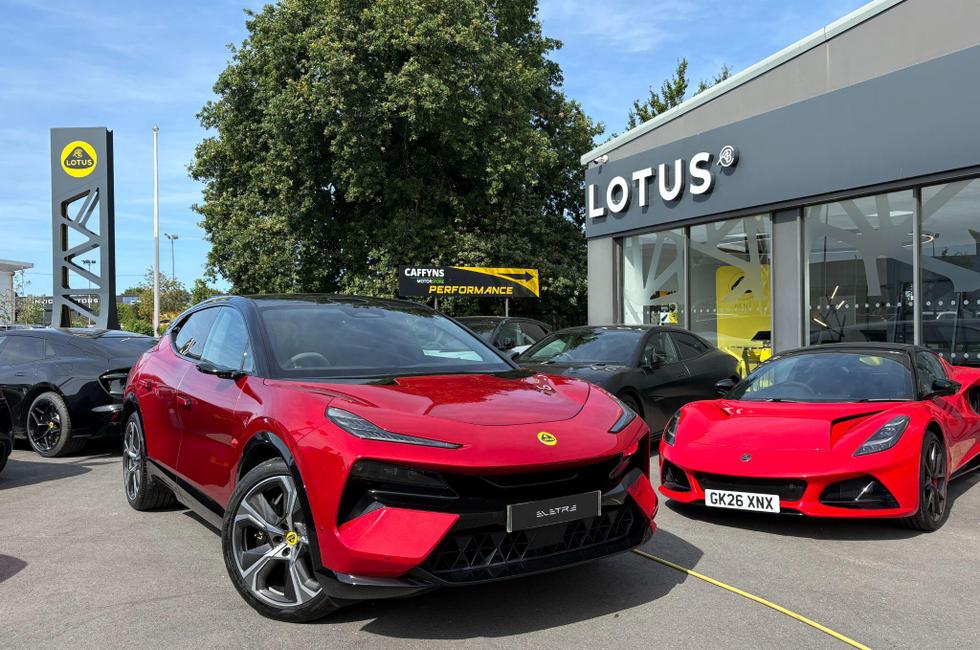 Lotus Eletre