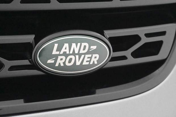 Land Rover DISCOVERY Photo at-7716798b37a141fb8fd5a0589a8a701d.jpg