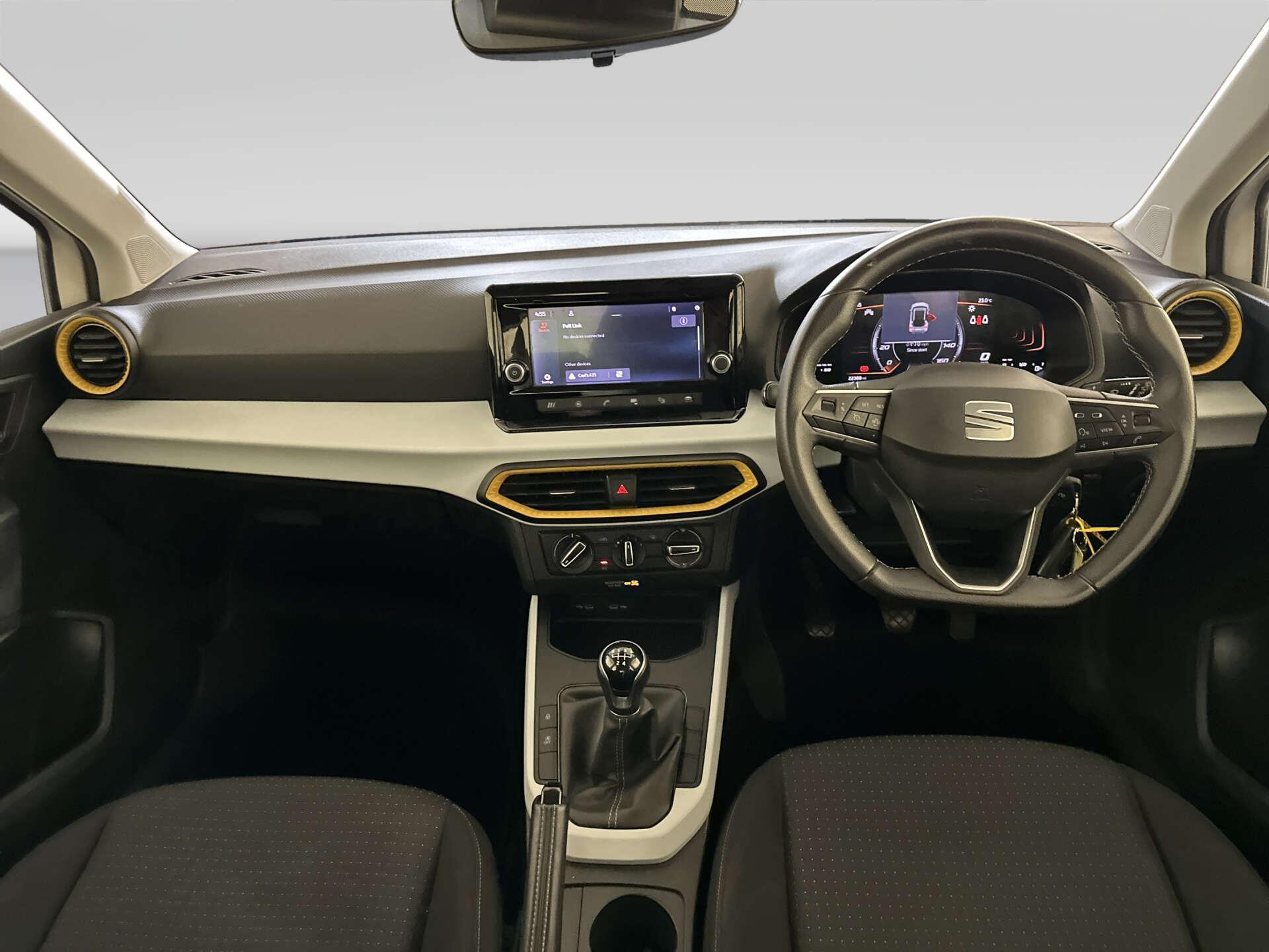 2023 SEAT Arona thumbnail 4
