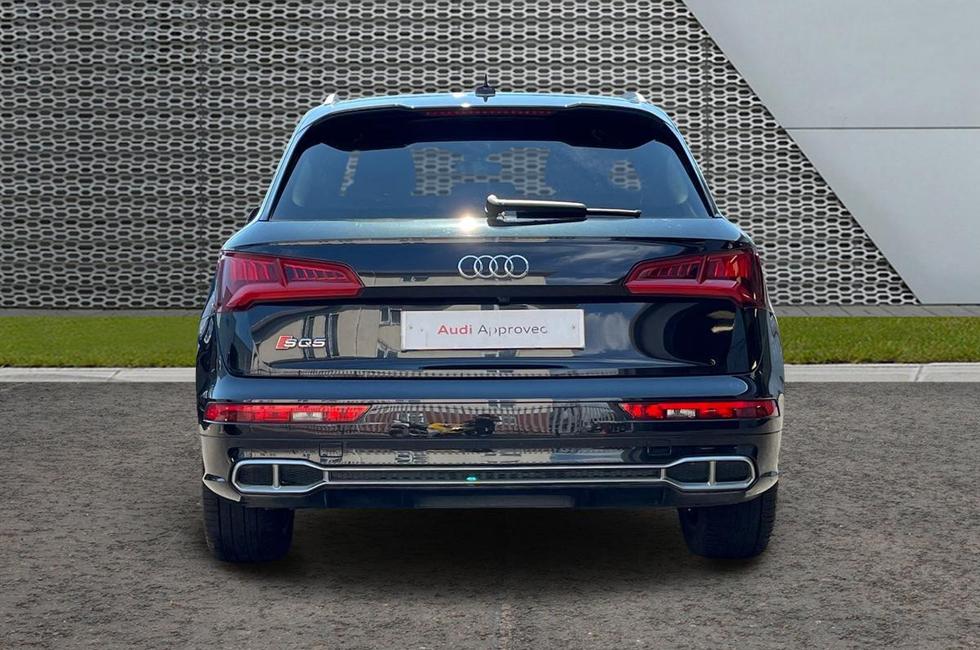 Audi Q5 Photo at-773377252af146fd9ac2e8b46e7d22f2.jpg