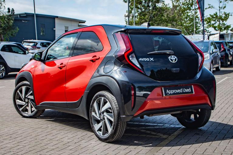 Used Toyota Aygo X WU72VZM 19