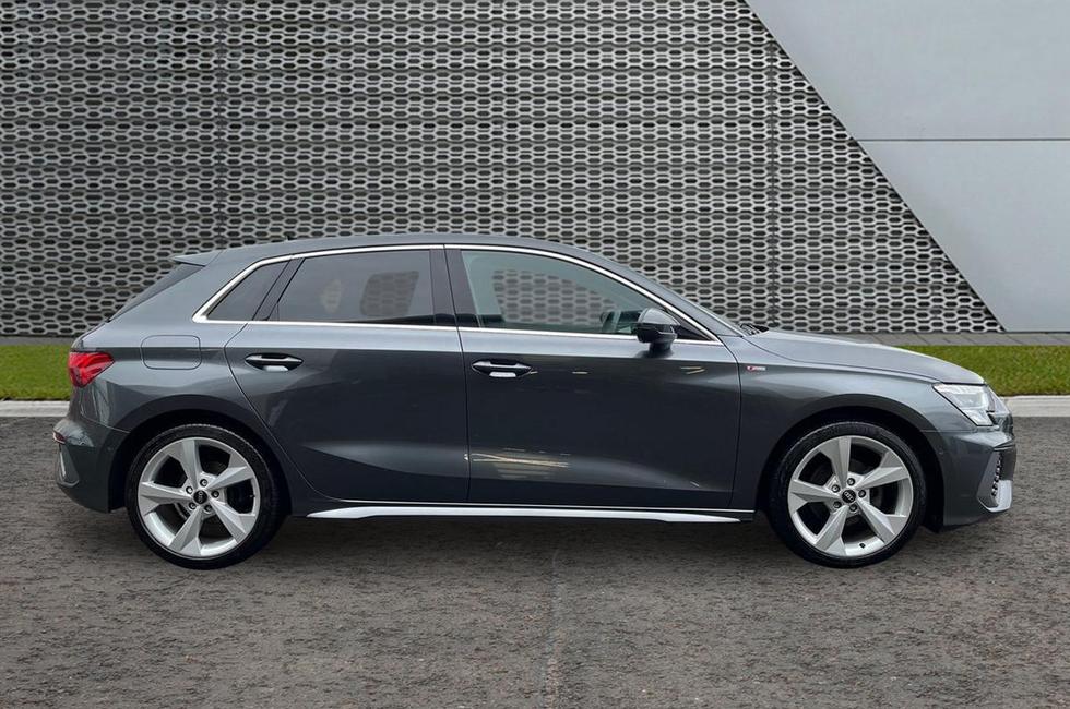 Audi A3 Photo at-775e794f58ef48dc896979f63217981a.jpg