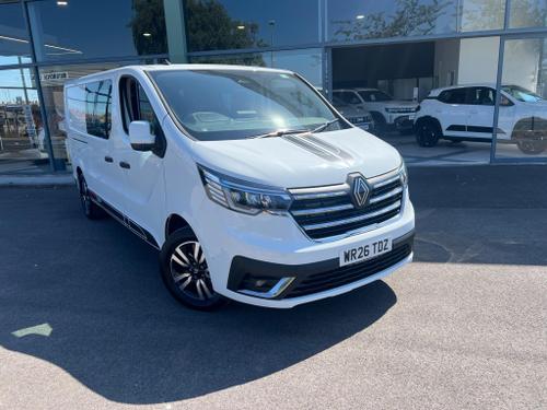 Used 2025 Renault Trafic 2.0 dCi Blue LL30 Extra Sport Crew Van Auto L2 H1 Euro 6 (s/s) 6dr White at Staceys Motors