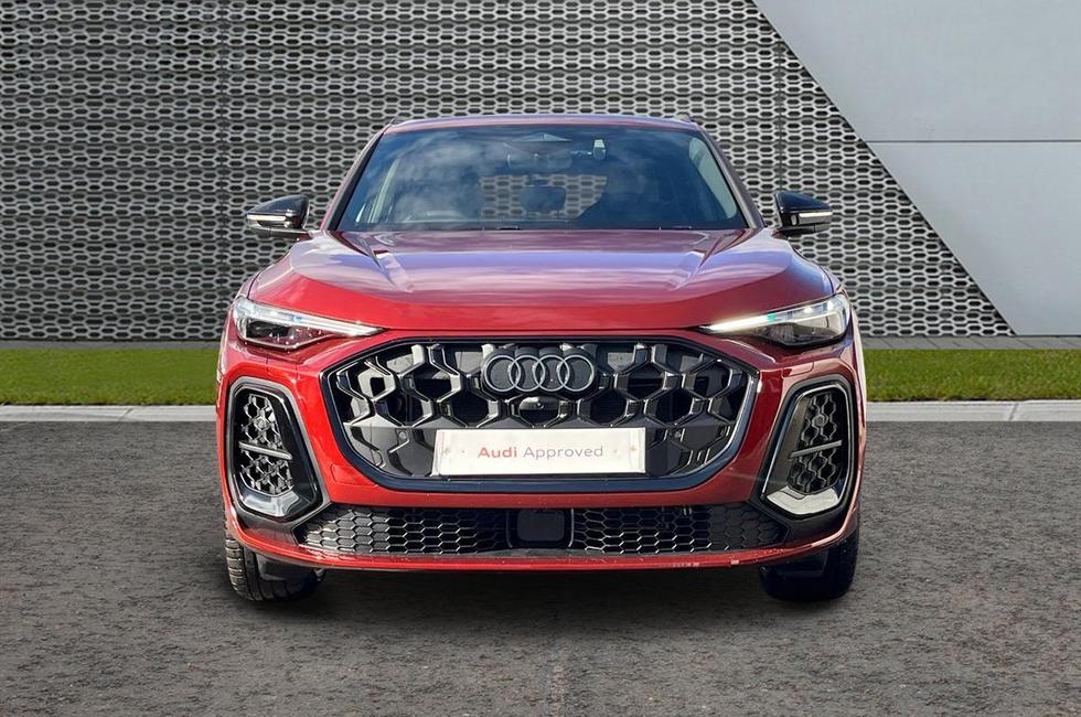 Audi Q5 Photo at-779fcfe70df44900930afd9f1b9fcaee.jpg