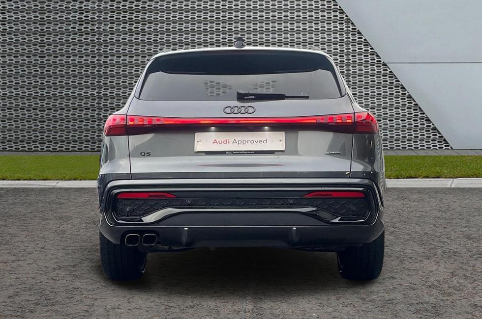 Audi Q5 Photo at-77d4153777944876bfc965e49bce4f32.jpg