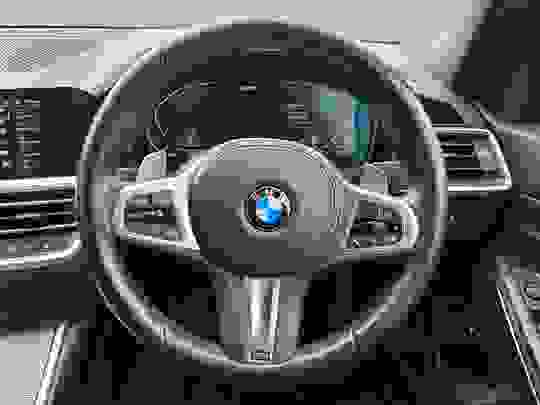 BMW 3 Series Photo at-77f3a6c4bf0a446f85c8e80b845d6d22.jpg