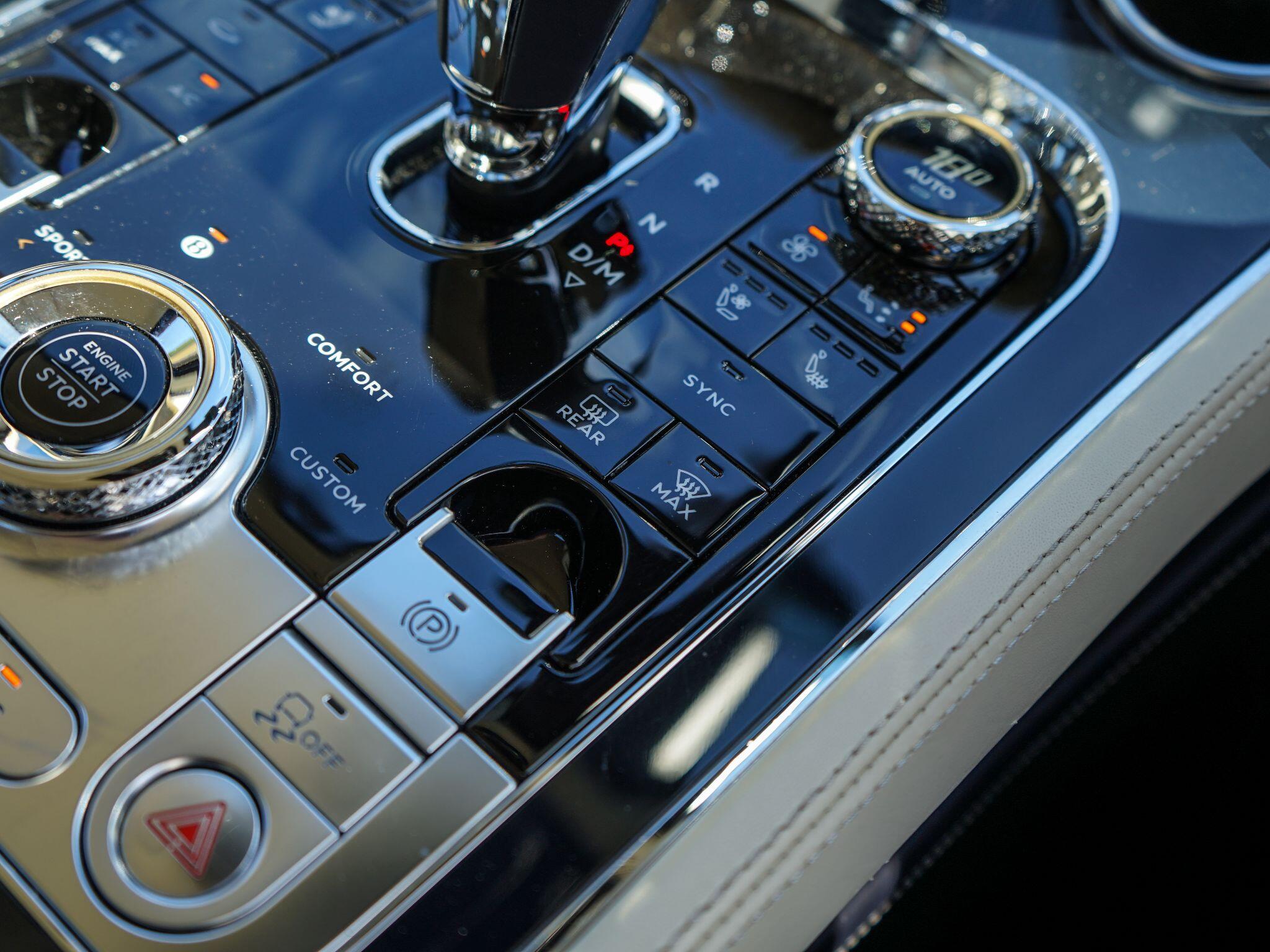 Bentley Continental 4.0 V8 GT Coupe 2dr Petrol Auto 4WD Euro 6 (s/s) (550 ps) — photo 33