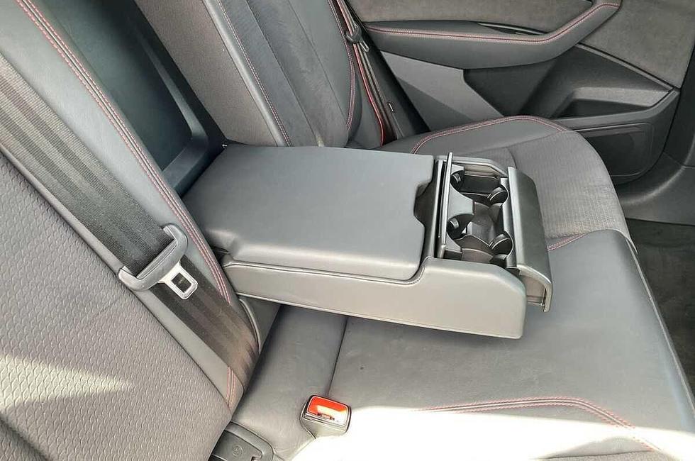Audi Q8 Photo at-780f55deb2404a0d972d6230fcf02939.jpg