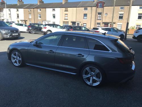 Audi A4 Avant Photo at-7842721c025d48a687d9268bfb672967.jpg