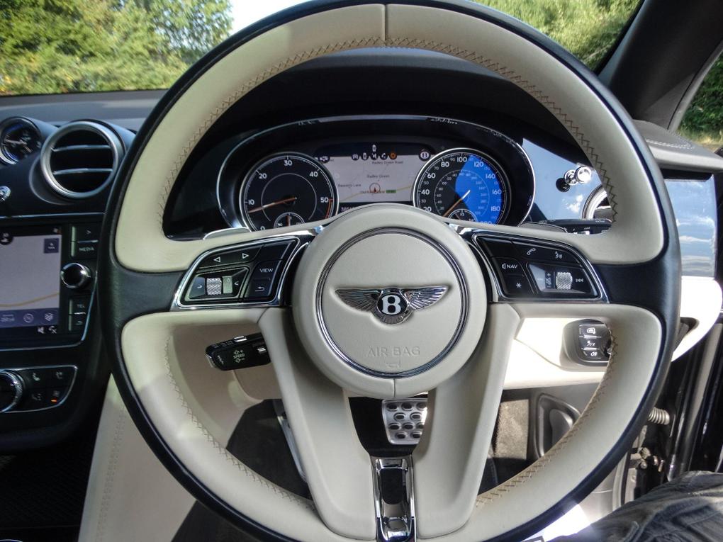 Used Bentley Bentayga Y123CTS 7