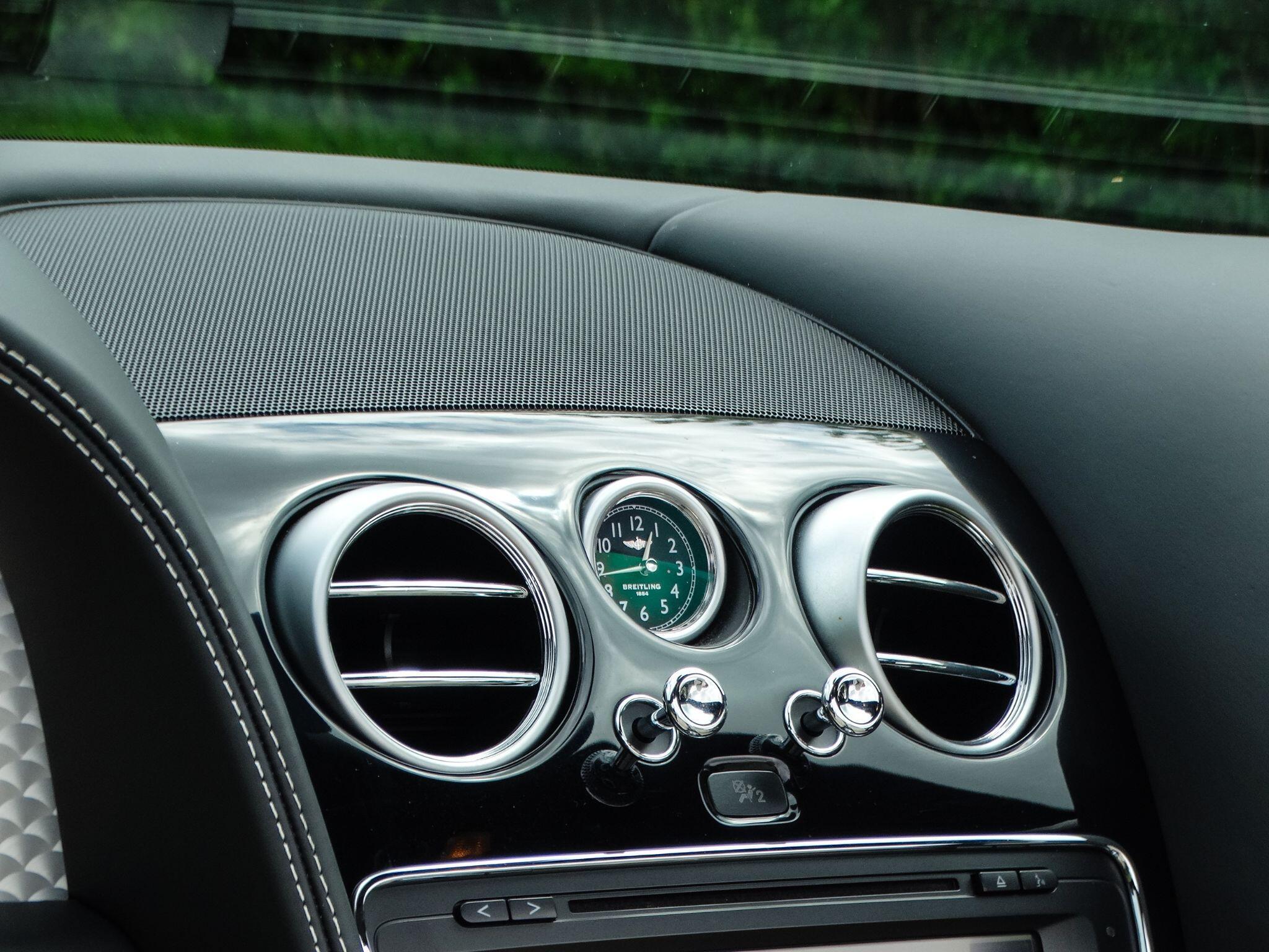 Bentley Continental 6.0 FlexFuel GTC Convertible 2dr Bi Fuel Auto 6Spd 4WD Euro 5 (575 ps) — photo 19