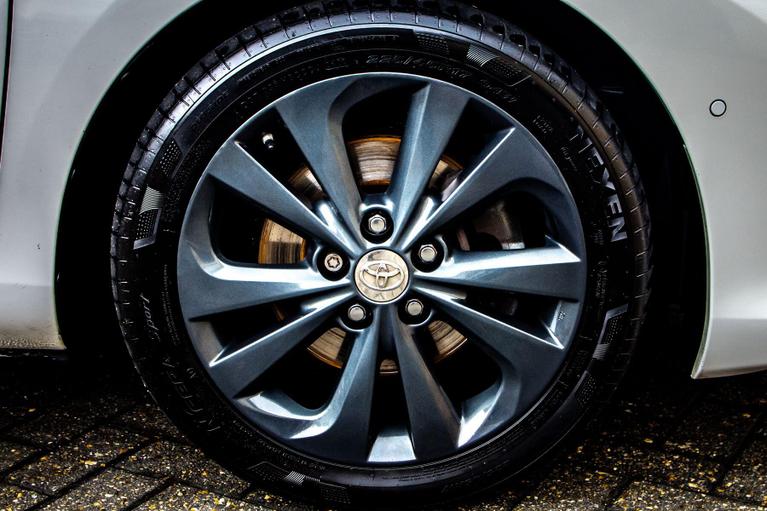 Used Toyota Auris WK18NDF 19