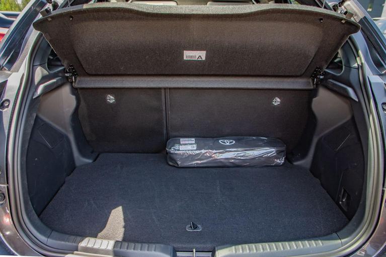 Used Toyota Yaris WU75GDE 10