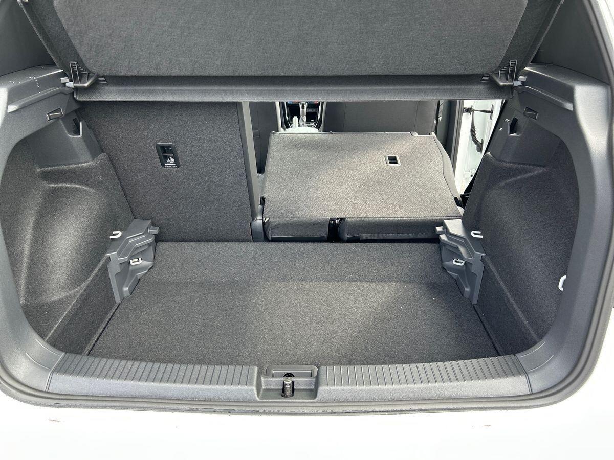 Volkswagen T-cross Photo at-788d6777d78640548c82022b4a46d759.jpg