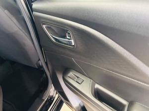 Suzuki Swift Photo 27
