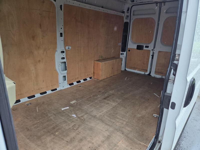 Vauxhall Movano Photo at-78ca1aa3d6ab48f2a5d078a30d114dd4.jpg