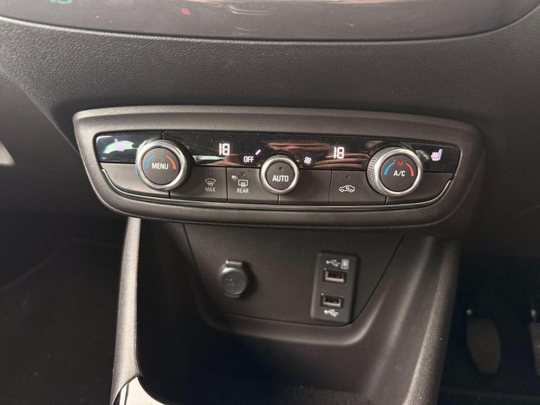 Used Vauxhall Crossland WN23XHR 13