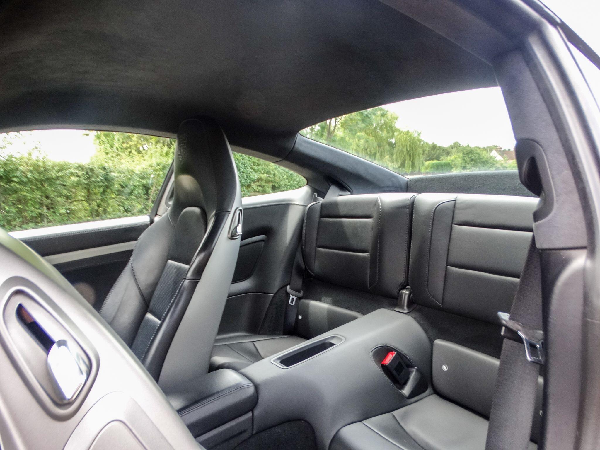 Porsche 911 — photo 13