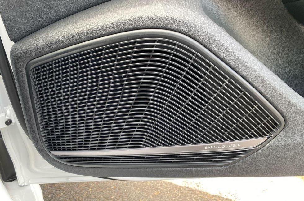 Audi A4 Photo at-791f269744c5431eb6942c4048774898.jpg