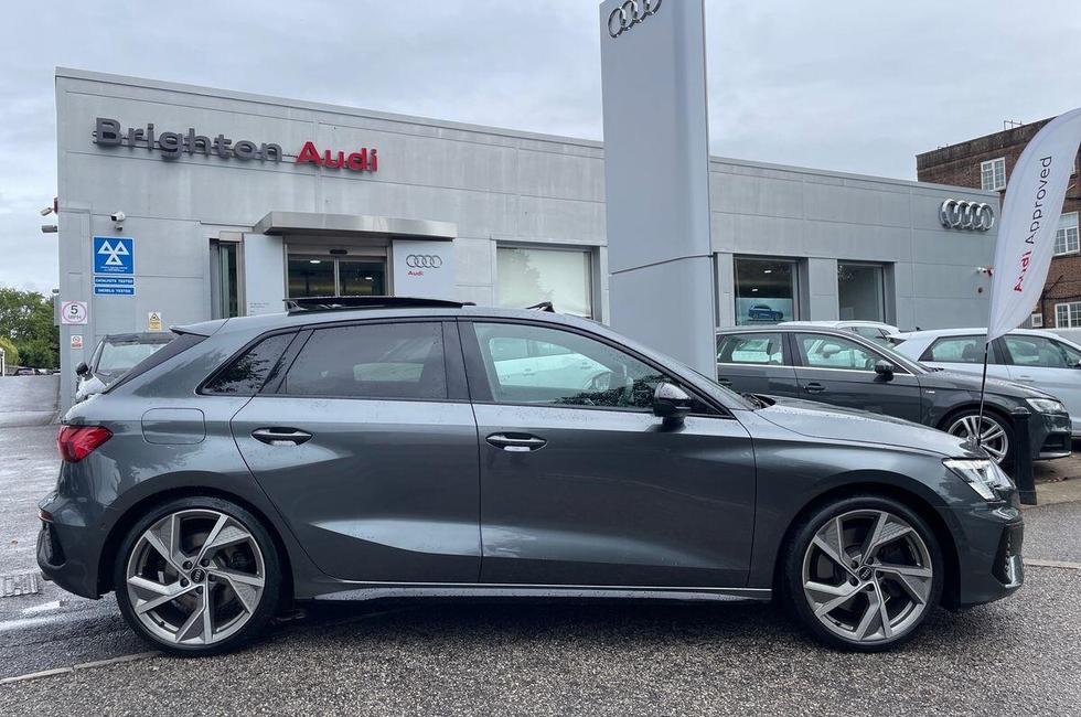 Audi S3 Sportback Photo at-79251d5b68d345b8a3b0335622724f79.jpg