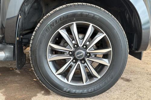 Isuzu D-MAX Photo at-7943a3411a414d47901f5500157e913e.jpg