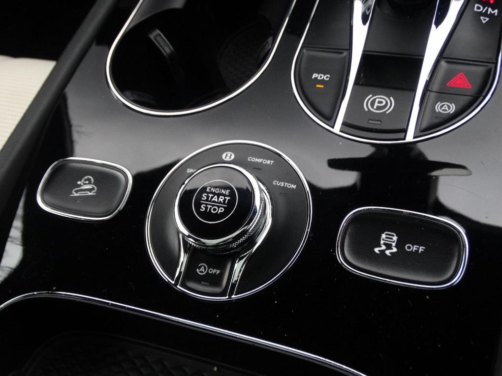 Used Bentley Bentayga LJ19YZS 31