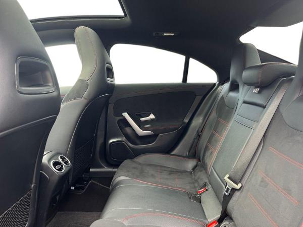 Mercedes-Benz CLA Photo at-7a187472f9264a548b1037e2e583fb9e.jpg