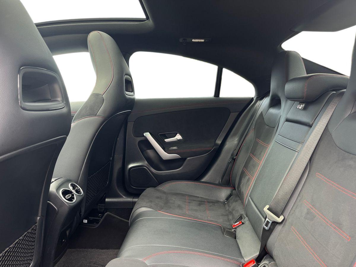 Mercedes-Benz CLA Photo 3
