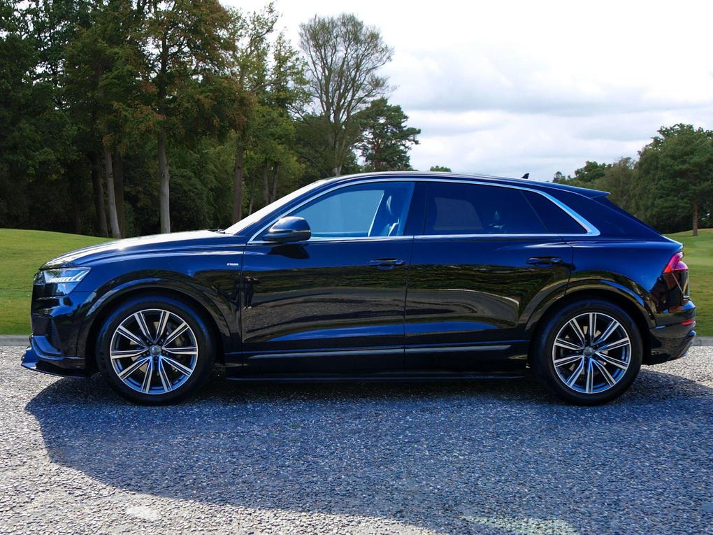 Used Audi Q8 KN70CZX 2