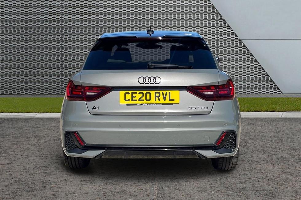 Audi A1 Photo at-7a2cdc3e8e6f4474a9f2db0f871cf5f3.jpg
