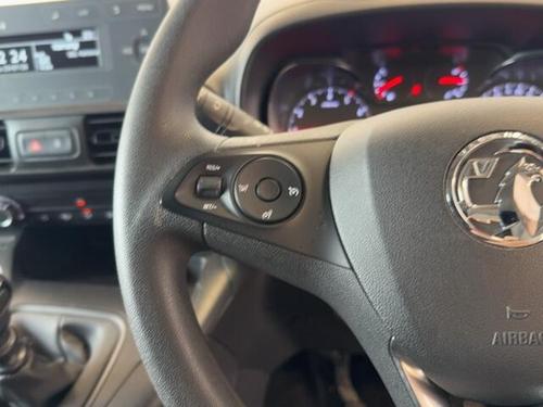 Vauxhall COMBO Photo at-7a560c68d4de40ebb975720fee85fbdf.jpg
