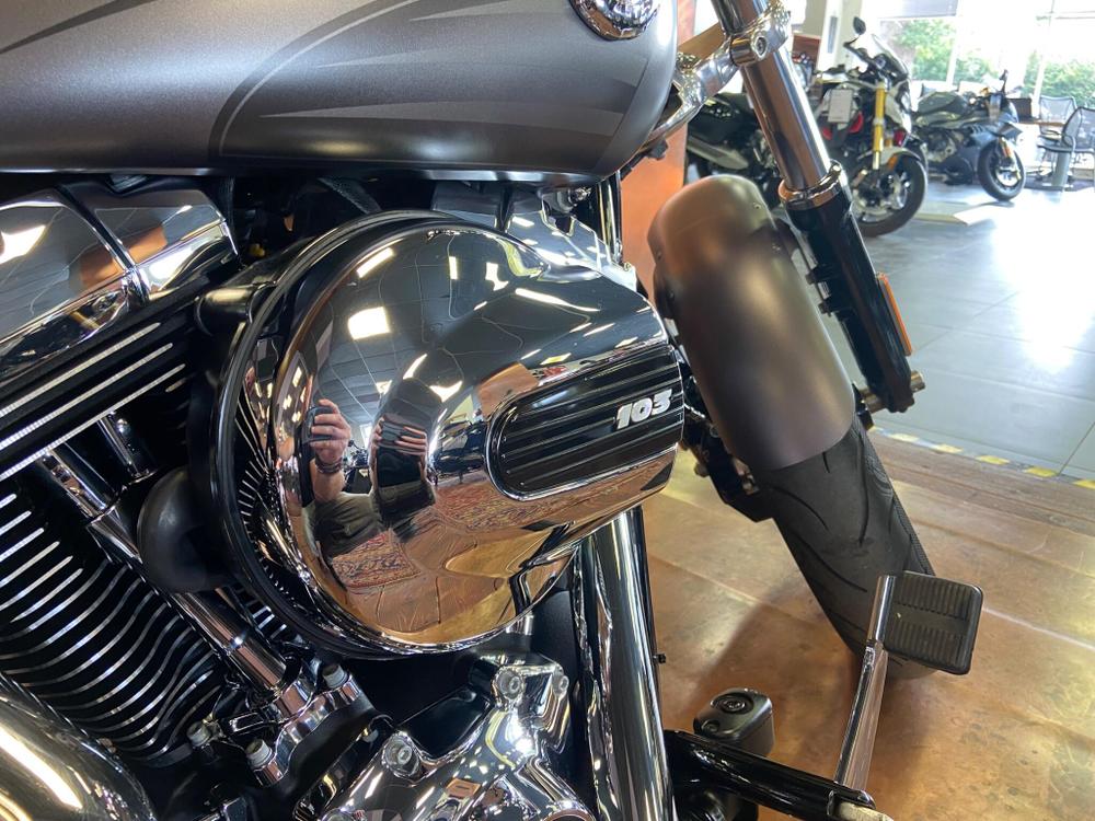 Harley-Davidson Softail Photo at-7a57384089ad4356a13ada7e25cb83c9.jpg