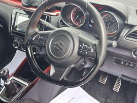 Suzuki Swift Photo 21