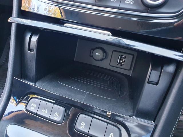 Used Vauxhall Grandland PJ24NVB 37