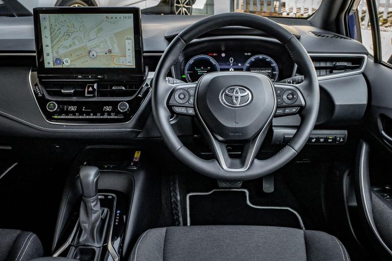 Used Toyota Corolla FL75SRU 25