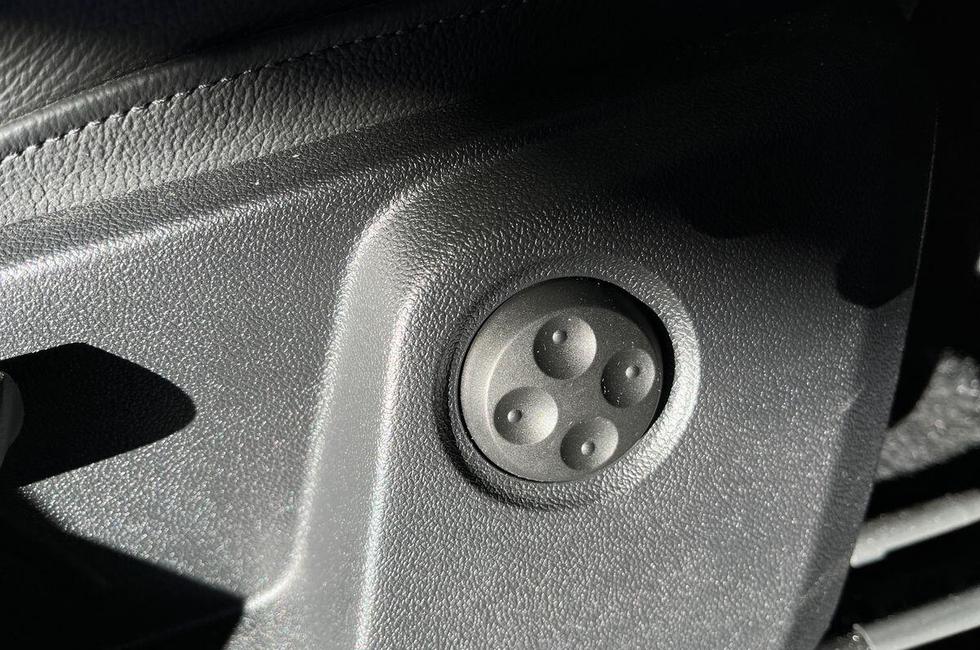 Audi Q2 Photo at-7a9bcfcb14524d34b4bf02c451b8b722.jpg