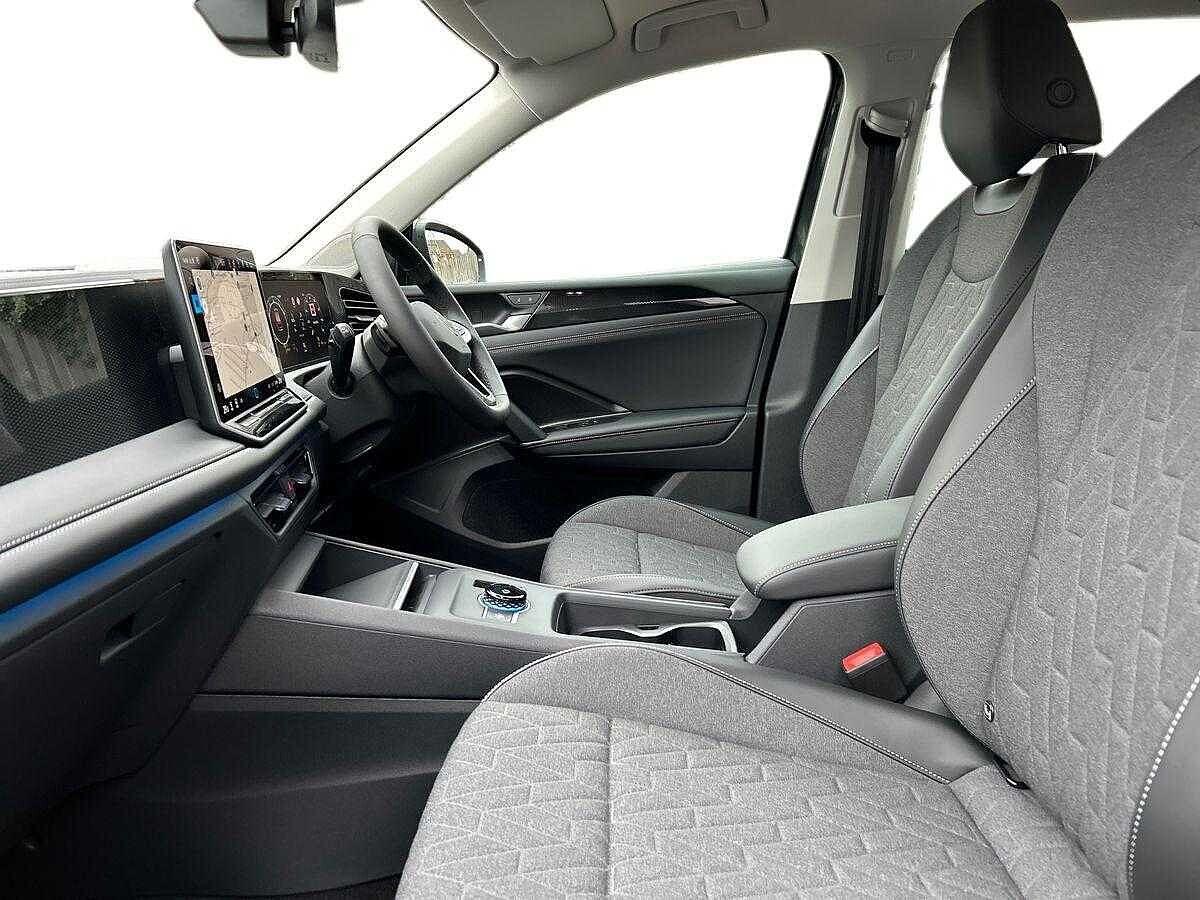Volkswagen Tiguan Photo at-7a9d660830774f4db814ffd23879da7c.jpg