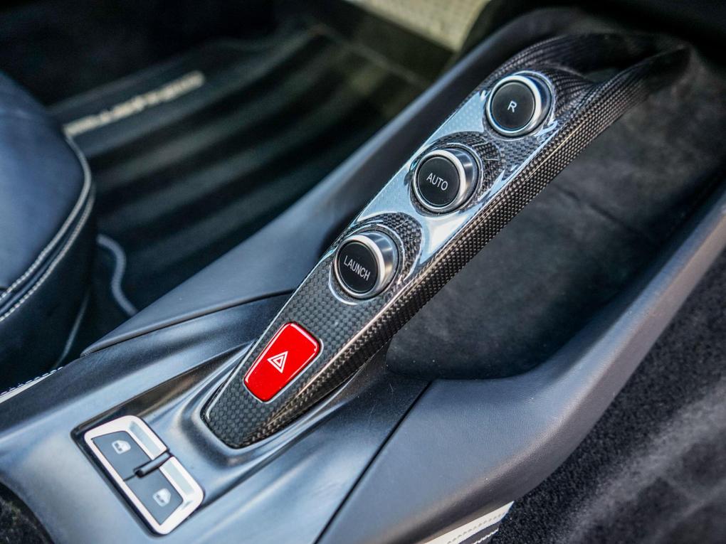 Used Ferrari 812 Superfast OO08SPB 27